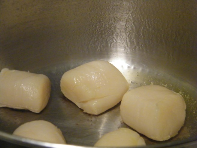 Scallops in the pan