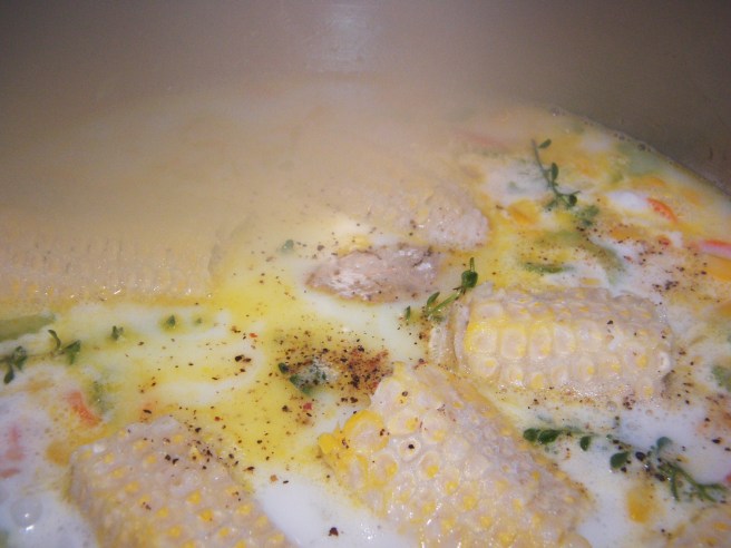 Yes, those are corn cobs you see, flavouring the soup.