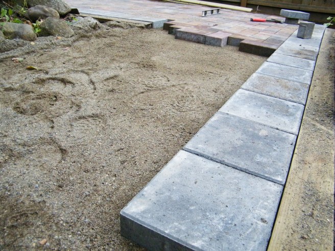 Edge tiles. Edge tiles.