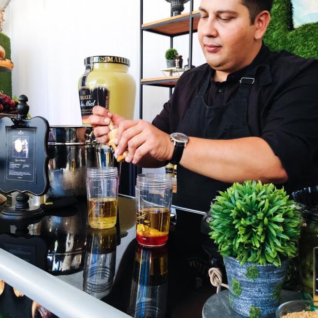 Maille Vinaigrette Demonstration